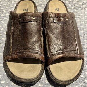 Merrell Men's Brown Leather Slide Sandals Size 13.